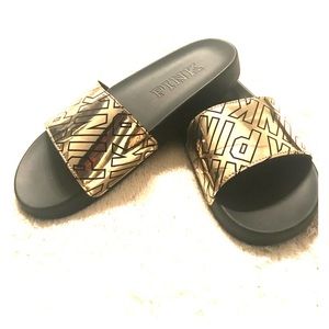 ✨ Victoria’s Secret VS PINK Gold Metallic Slides✨